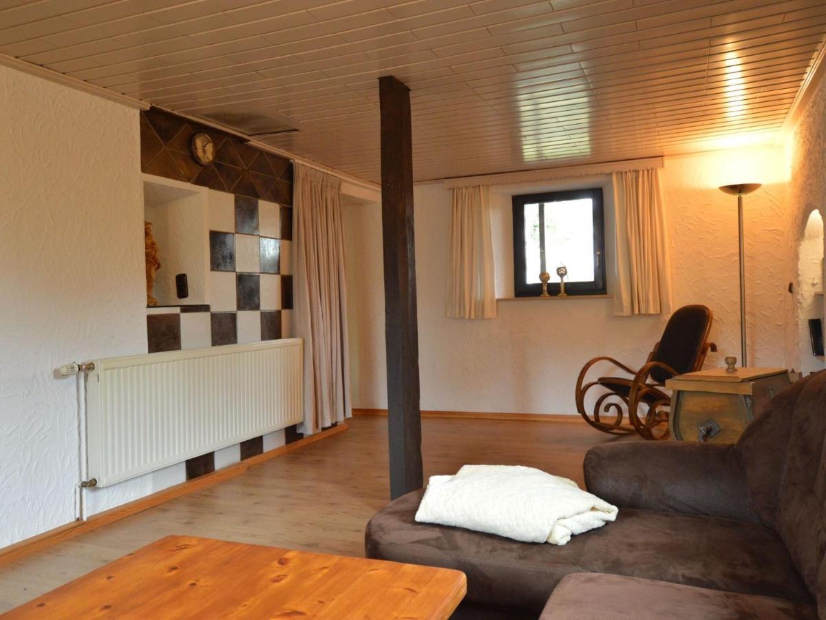 Apartment With Garden In A Wooded Setting Auw bei Prum Zewnętrze zdjęcie